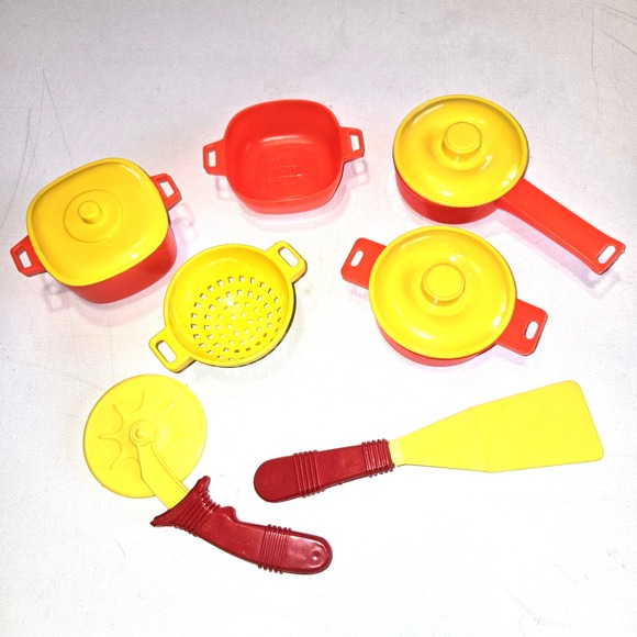 Play Plastic Mini Kitchen Pots and Pans Utencils 10 Pieces - Picture 1 of 8